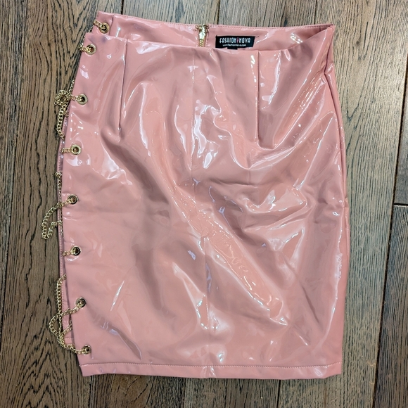 Fashion Nova Stunner Girl Latex Skirt - Mauve - Picture 5 of 9